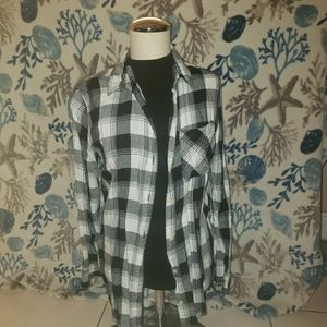 Plaid lightweight flannel